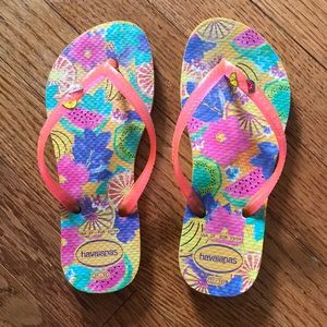 Girls Havaianas Flip Flops size 2Y (31-32)